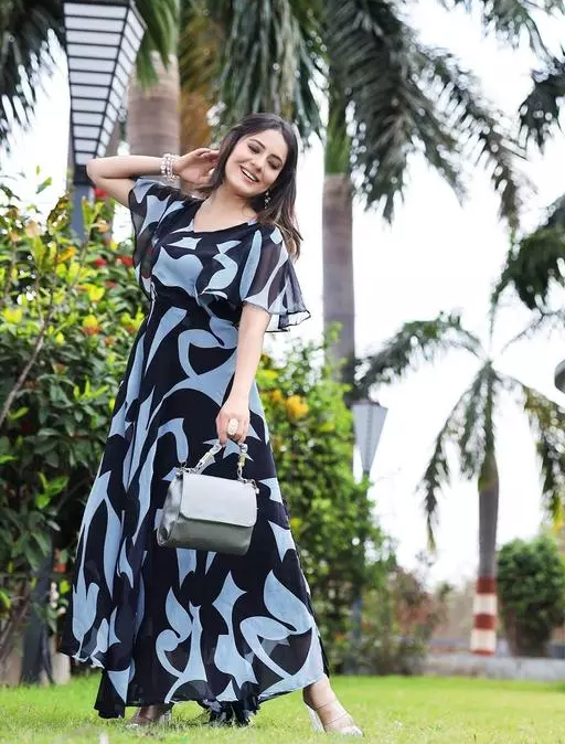 Stylish Latest Women Dresses 