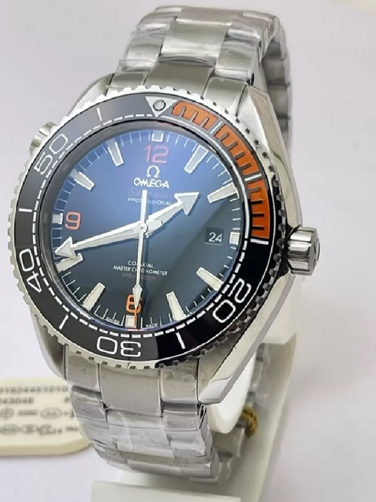 Omega Seamaster Planet Ocean 2 SWISS ETA 2250 Valjoux Automatic Watch